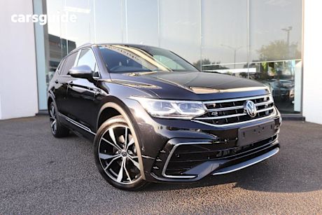Black 2024 Volkswagen Tiguan Wagon Allspace 162Tsi R-Line