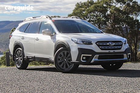 White 2023 Subaru Outback Wagon AWD