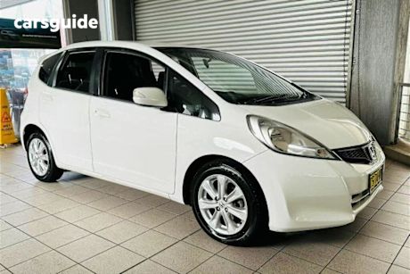 White 2011 Honda Jazz Hatchback GLI