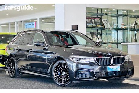 Grey 2020 BMW 5 Wagon 530d xDrive