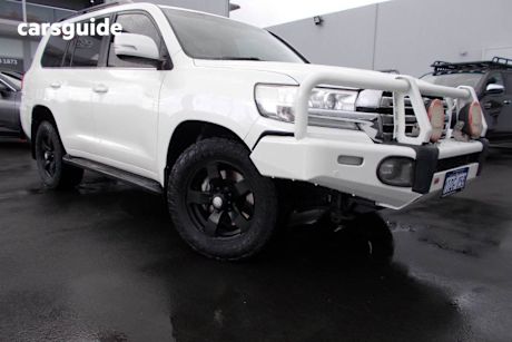White 2016 Toyota Landcruiser Wagon VX (4X4)