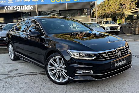 Black 2016 Volkswagen Passat Sedan 206TSI R-Line