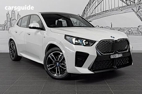 White 2024 BMW IX2 Wagon Xdrive30 M Sport