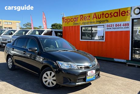 Black 2013 Toyota Axio Sedan