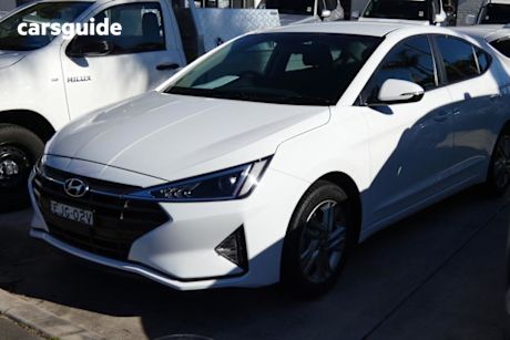 White 2019 Hyundai Elantra Sedan Active