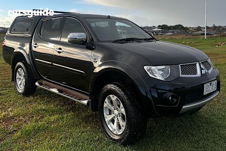 Black 2013 Mitsubishi Triton Double Cab Utility GLX-R (4X4)