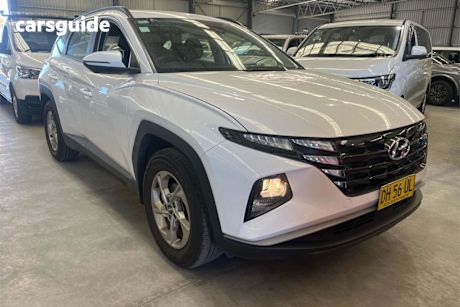 White 2023 Hyundai Tucson Wagon 2WD