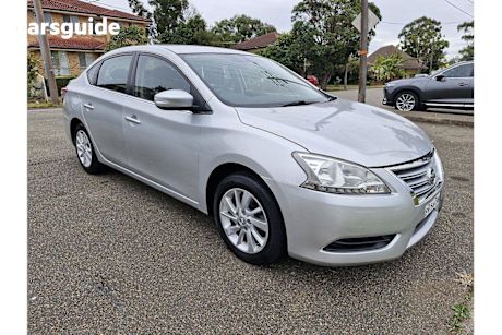 Silver 2014 Nissan Pulsar Sedan ST