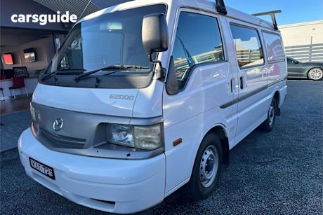 White 2000 Mazda E2000 Van (LWB)