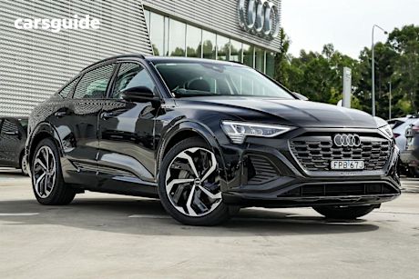 Black 2024 Audi Q8 E-Tron SUV 55 4WD