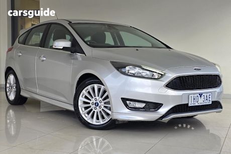 Silver 2016 Ford Focus Hatchback Sport