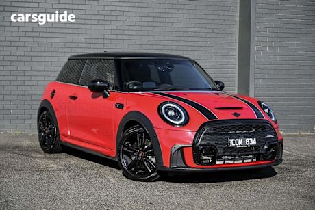 Red 2023 Mini Cooper Hatchback S Classic 3D Hatch
