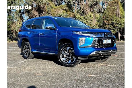 Blue 2024 Mitsubishi Pajero Sport Wagon EXCEED 4X4