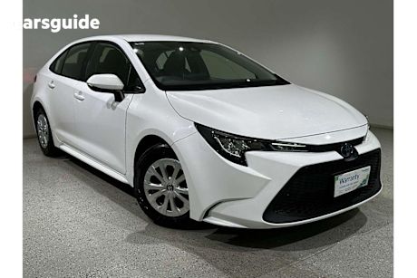 White 2020 Toyota Corolla Sedan ASCENT SPORT HYBRID F