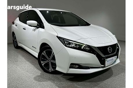 White 2019 Nissan Leaf Hatch F