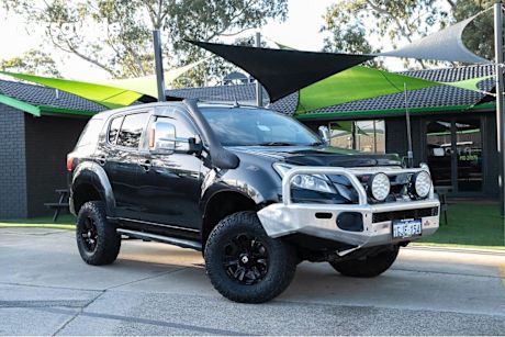 Black 2013 Isuzu MU-X Wagon LS-M 4X4