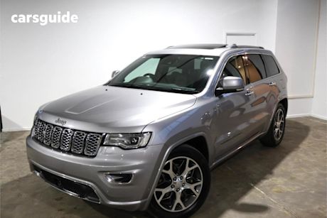 Silver 2020 Jeep Grand Cherokee Wagon Overland (4X4)