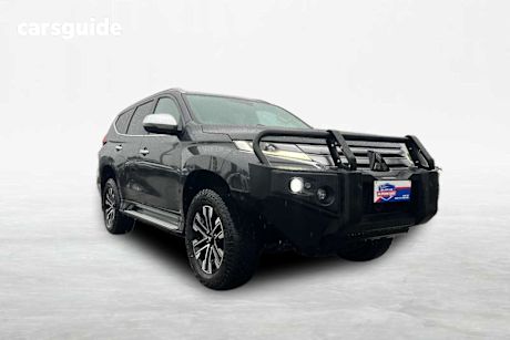 Grey 2020 Mitsubishi Pajero Sport Wagon Exceed (4X4) 7 Seat