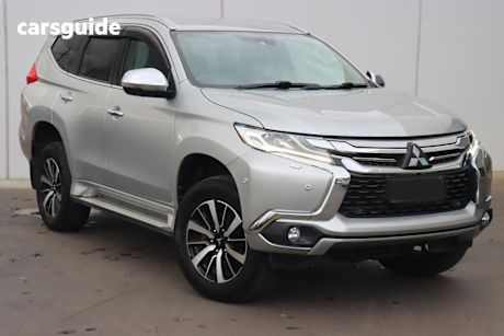 Silver 2018 Mitsubishi Pajero Sport Wagon Exceed (4X4) 7 Seat