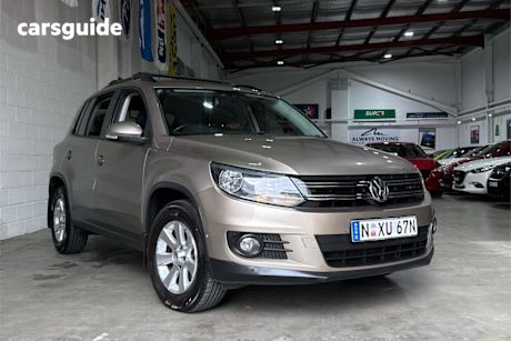 Brown 2013 Volkswagen Tiguan Wagon 132 TSI Pacific