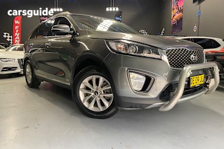 Grey 2017 Kia Sorento Wagon SI (4X4)