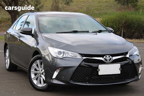Grey 2016 Toyota Camry Sedan Atara S
