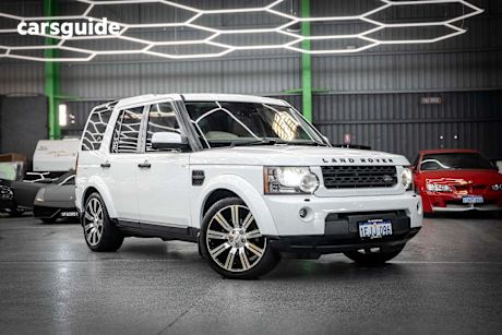 White 2011 Land Rover Discovery 4 Wagon TDV6 4X4
