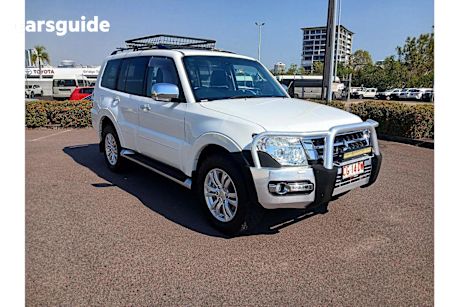 White 2016 Mitsubishi Pajero Wagon GLS LWB (4X4)