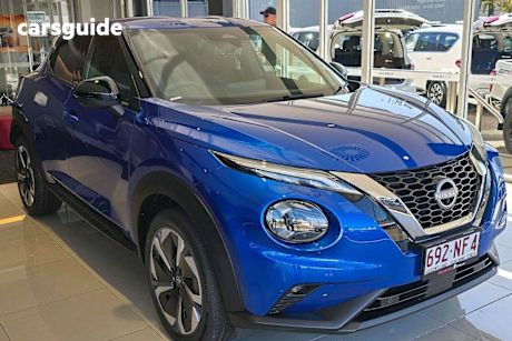 Blue 2024 Nissan Juke Hatchback ST-L