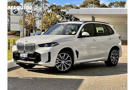 White 2025 BMW X5 Wagon Xdrive30D M Sport Mhev