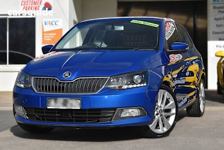 Blue 2015 Skoda Fabia Hatchback 81 TSI
