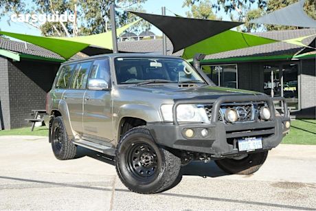 Gold 2011 Nissan Patrol Wagon ST 4X4