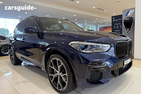 Blue 2022 BMW X5 Wagon Xdrive30D