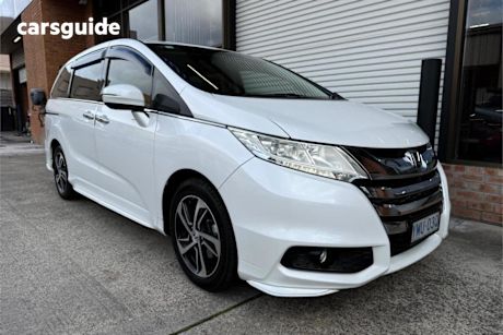 White 2014 Honda Odyssey Wagon VTI-L