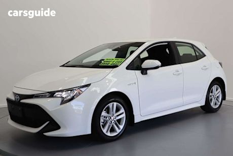 White 2020 Toyota Corolla Hatchback Ascent Sport Hybrid