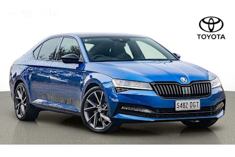 Blue 2021 Skoda Superb Sedan Sportline (4X4)