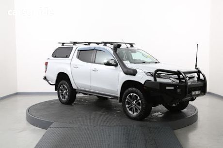 White 2020 Mitsubishi Triton Double Cab Pick Up GLS (4X4) Premium