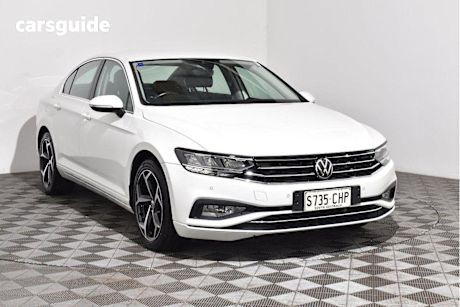 White 2021 Volkswagen Passat Sedan 140TSI Business