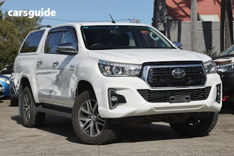 2020 Toyota Hilux Double Cab Pick Up SR5 (4X4)