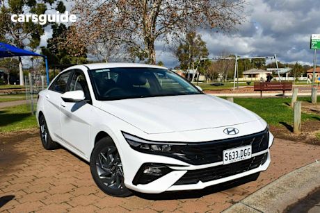 White 2025 Hyundai I30 Sedan HEV 1.6P DCT