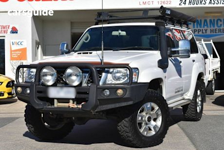 White 2012 Nissan Patrol Wagon ST (4X4)