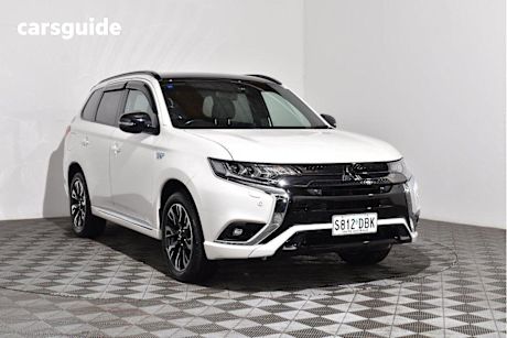 White 2021 Mitsubishi Outlander Wagon Phev ES 5 Seat (awd)