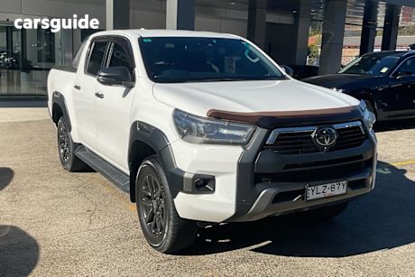 White 2022 Toyota Hilux Double Cab Pick Up Rogue (4X4)