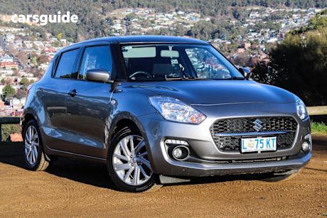 Silver 2023 Suzuki Swift Hatchback GL Navi Plus