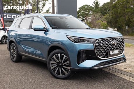 Blue 2025 Chery Tiggo 8 SUV SUPER HYBRID ULTIMATE F