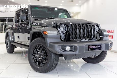 Grey 2023 Jeep Gladiator Dual Cab Utility Night Eagle (4X4)