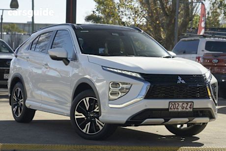 White 2023 Mitsubishi Eclipse Cross Wagon Exceed 2WD