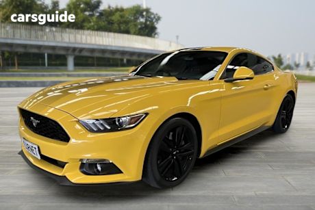 Yellow 2017 Ford Mustang Coupe Fastback 2.3 Gtdi