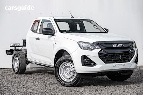 Silver 2025 Isuzu D-MAX Space Cab Chassis SX (4X4)