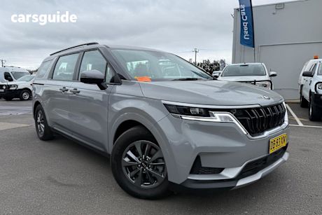 Silver 2021 Kia Carnival Wagon S